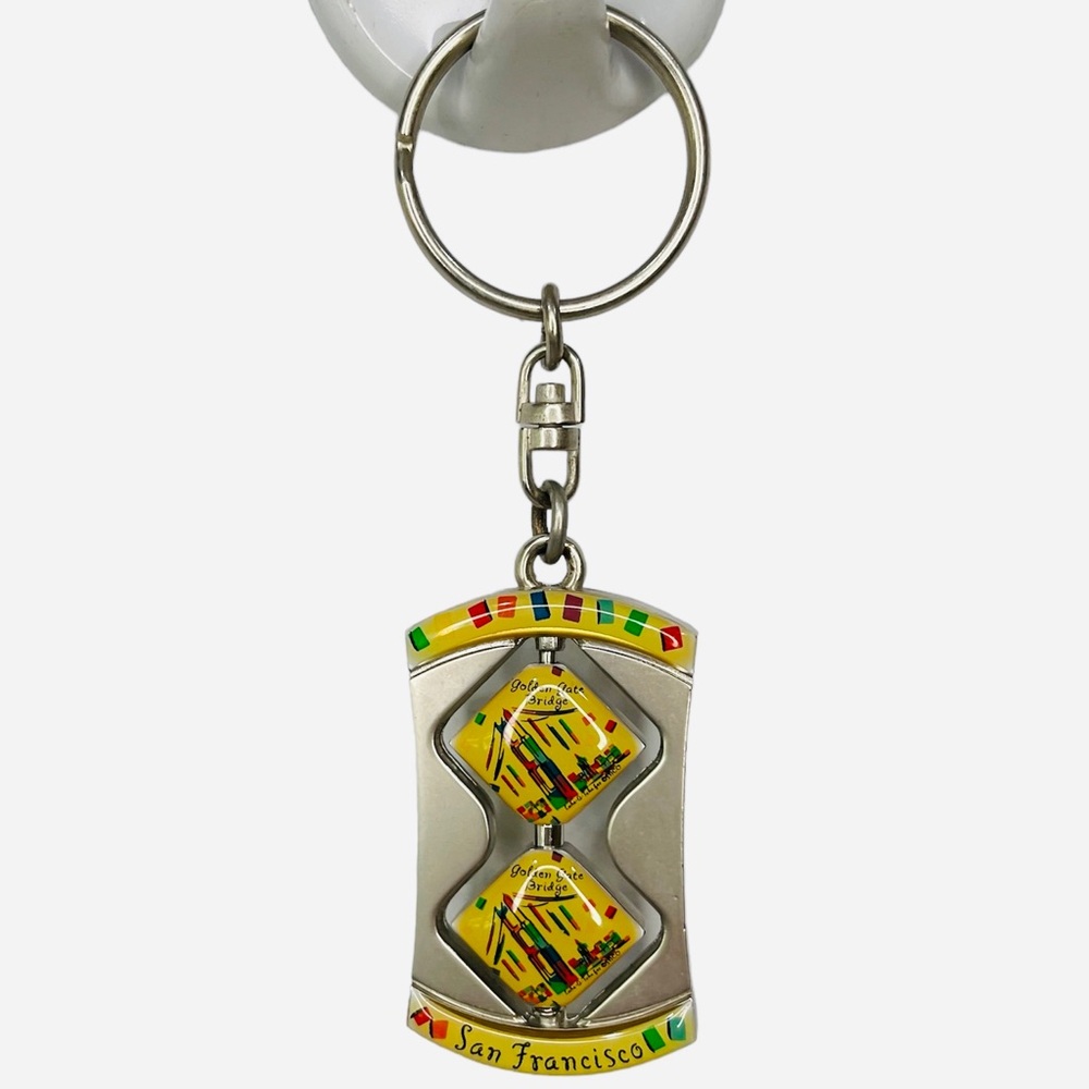 San Francisco Souvenir Spinning Cable Car Golden Gate Bridge Key Ring Charm Fob